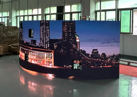 Affichage à LED courbé à haute précision et sans soudure pour la location d'exposition IP43