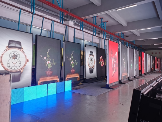 Affichage d'affichage à LED 1200*740mm Armoire en fer Écran d'affichage numérique Fonctionnalités d'affichage multiples Et rotation à 360 degrés