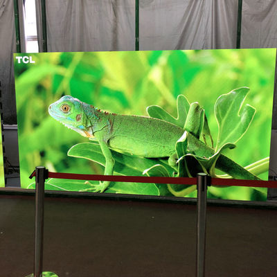 La haute définition d'intérieur du lancement 2mm de pixel d'affichage à LED, Intense luminosité polychrome