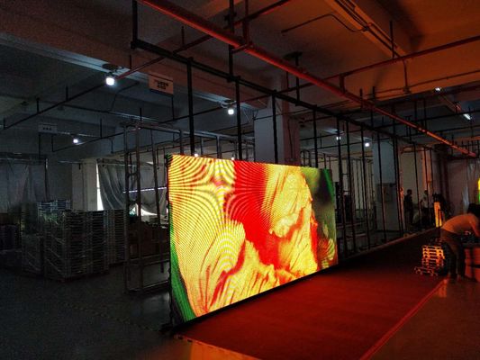 Mur visuel d'intérieur d'affichage à LED/Grande lampe 1/16 polychrome d'IC ICN2038S LED de balayage du lancement 5MM de pixel d'écran de LED 2121