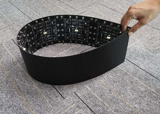 L'écran mené d'intérieur de la publicité P2 visuelle flexible a courbé l'affichage Integrated de cylindre formant le module léger et mince
