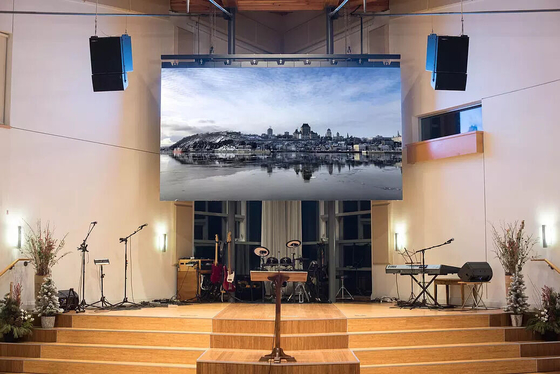 Écran LED intérieur de l'église de conférence Studio P1.86 avec haute luminosité et configuration rapide
