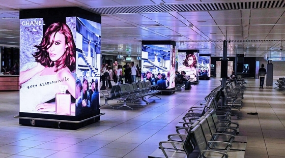 Affichage LED à couleur entière SMD P3.91 léger pour la mise en scène de location intérieure lors d'événements publics