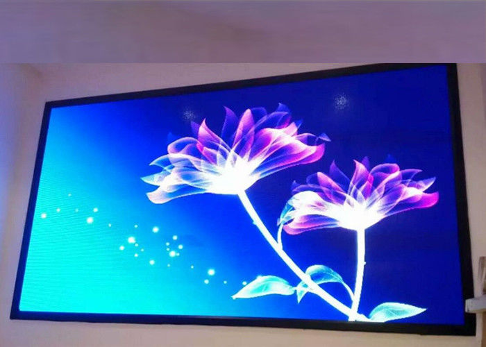 Affichage à LED polychrome d'intérieur ultra-mince de P2.5 1R1G1B